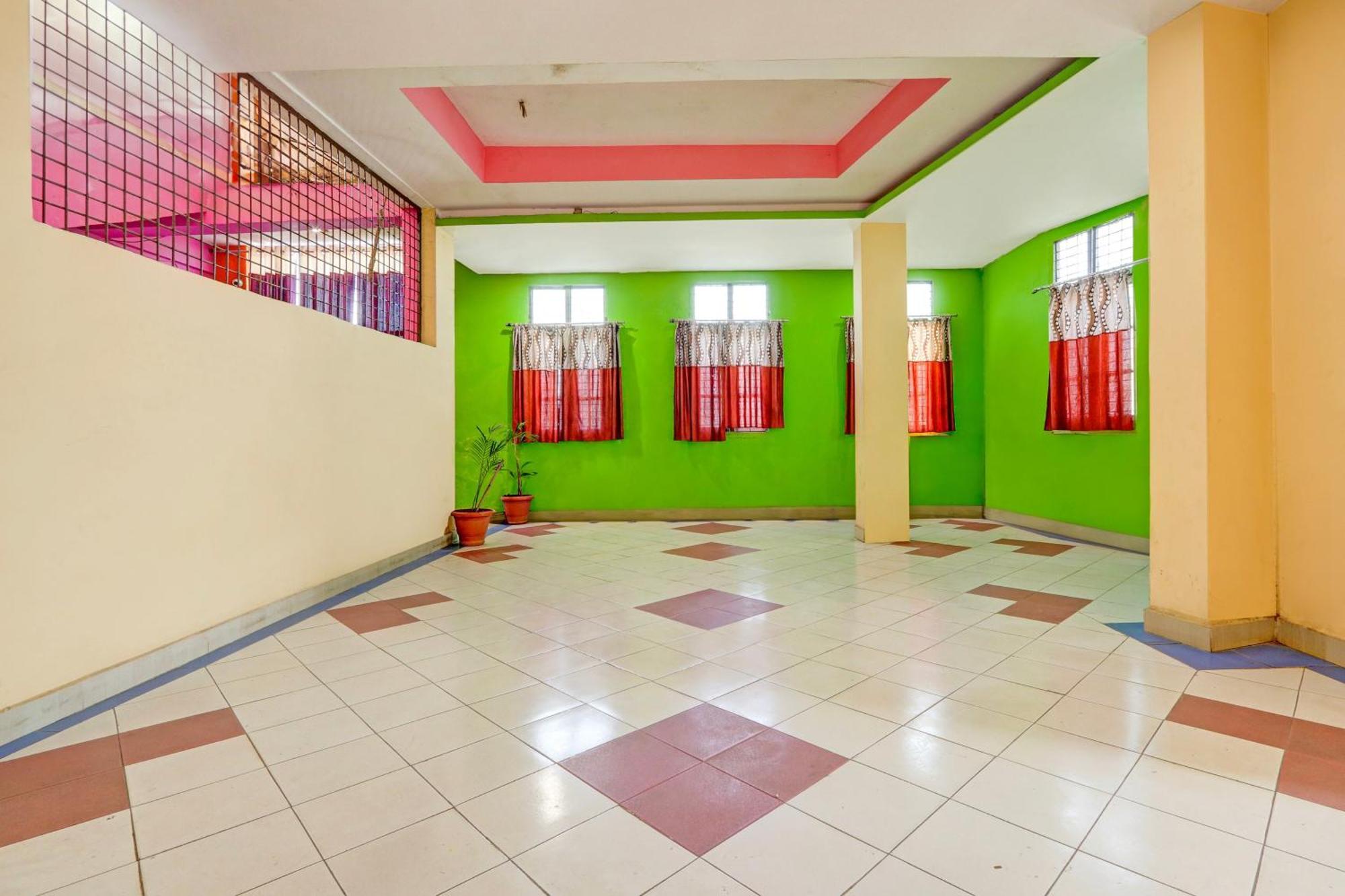 Oyo Flagship Hotel Samruddhi Lodge Nirmal  Buitenkant foto